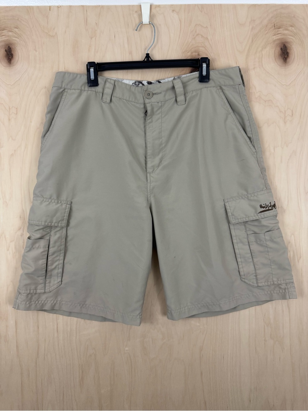 Quiksilver Men's Vintage Y2K Sand Color Cargo Style Swim trunks 36 Skater surfer